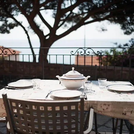 Casa Bussana - Wifi & Ac By Hostfacile Apartamento